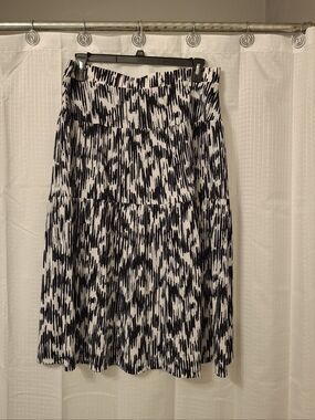 Black & White Printed Midi Skirt